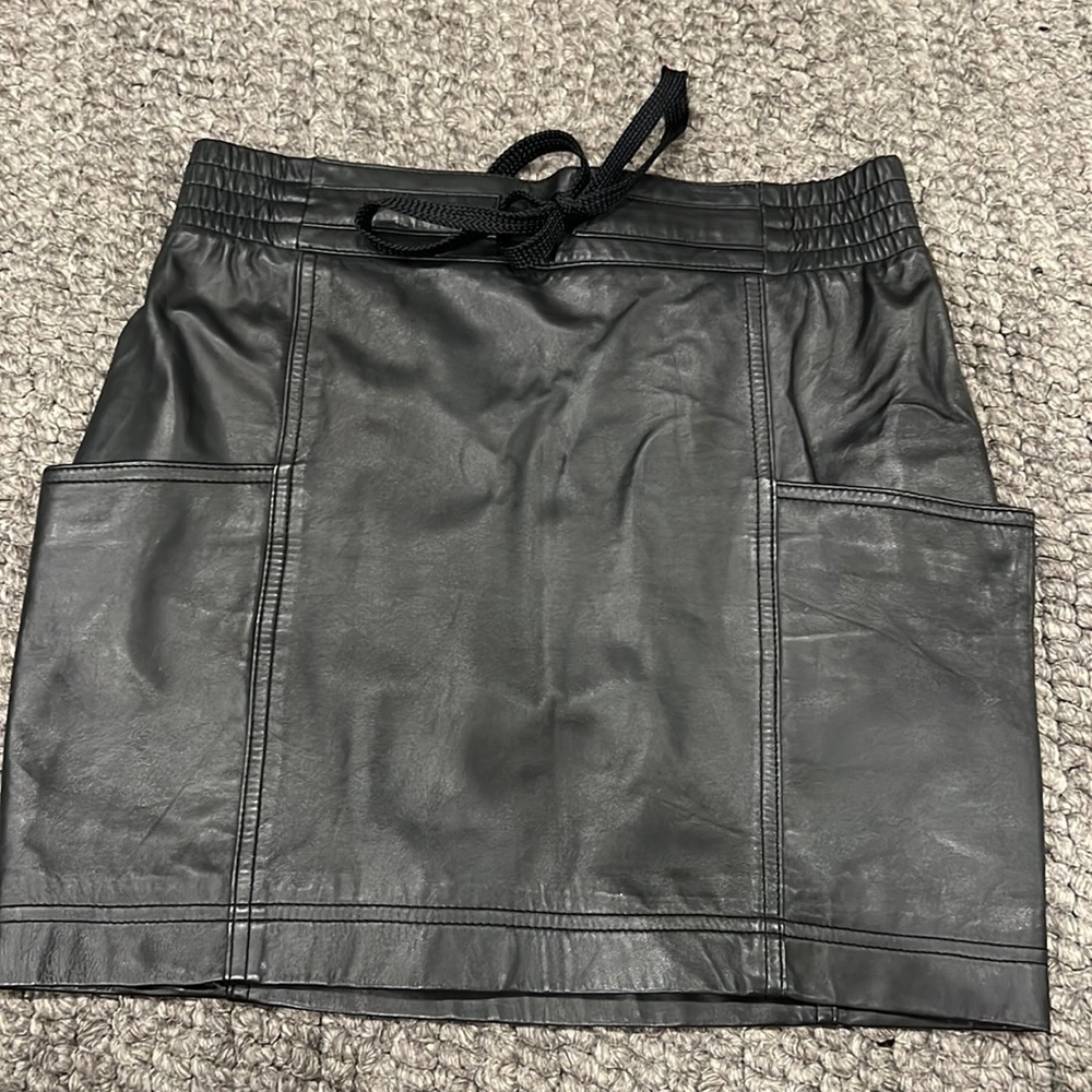 Marc by Marc Jacobs leather mini skirt size 2